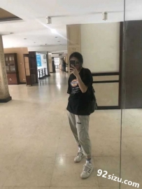 ¥�ϵ�����֪�����������Ь�࣬��Ȼ�����ܵ����ӡ��������¼��