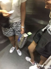 ����ż����Ʒ���ӣ�ˬ���Ⱥ����Ըеķ�ͷС��Ь