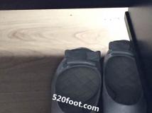 ��������HRС������ڹ�˾����Ь�����������ϴ�����˫